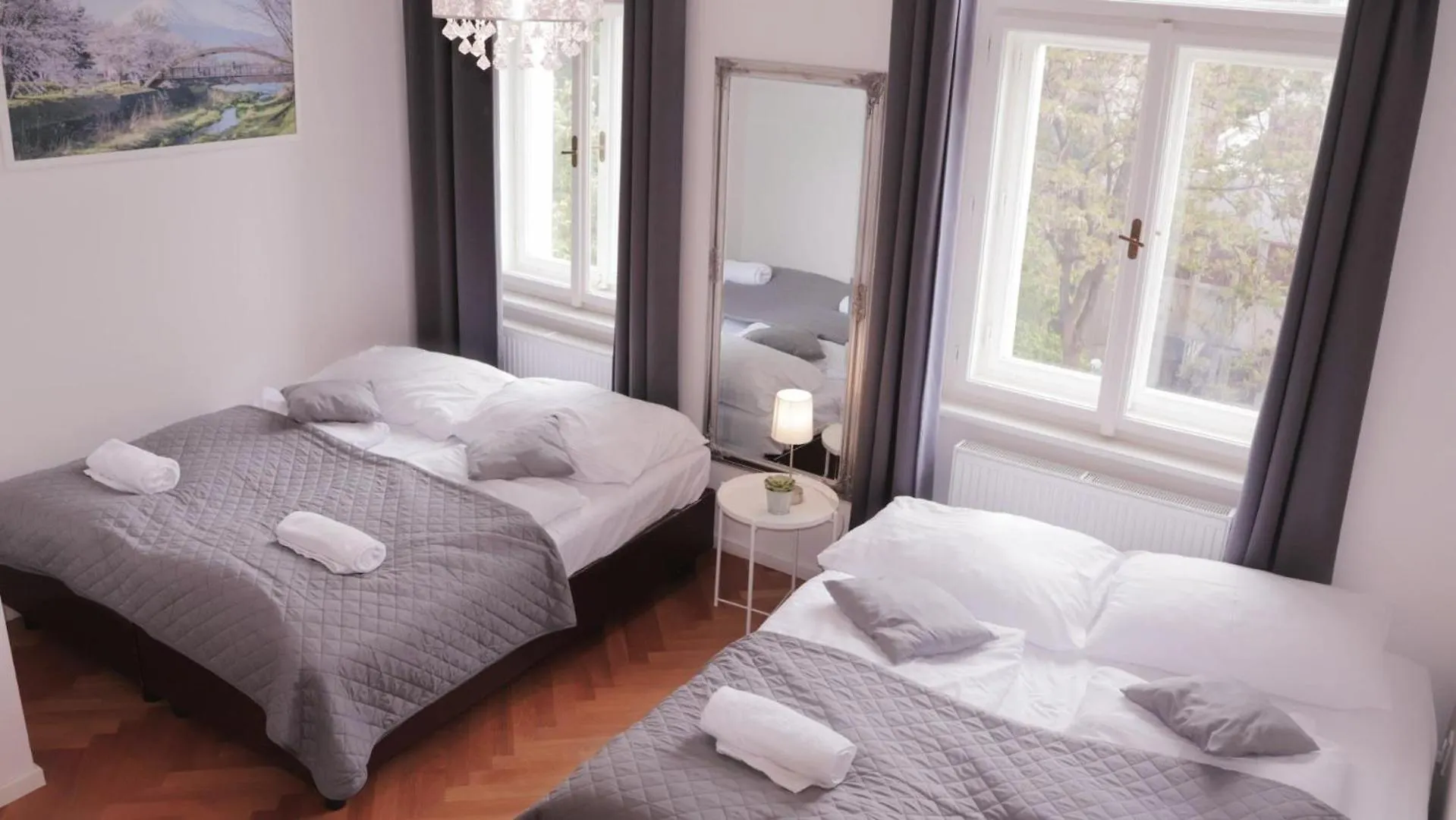 Cozy Apartment In The Center Of פראג